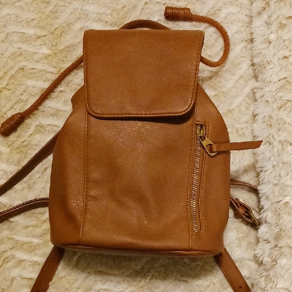 Brown Leather Drawstring Backpack/Bucket Bag - Picture 6 of 7